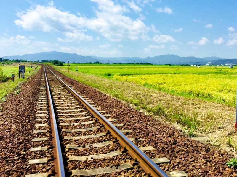 どこまでも続く線路