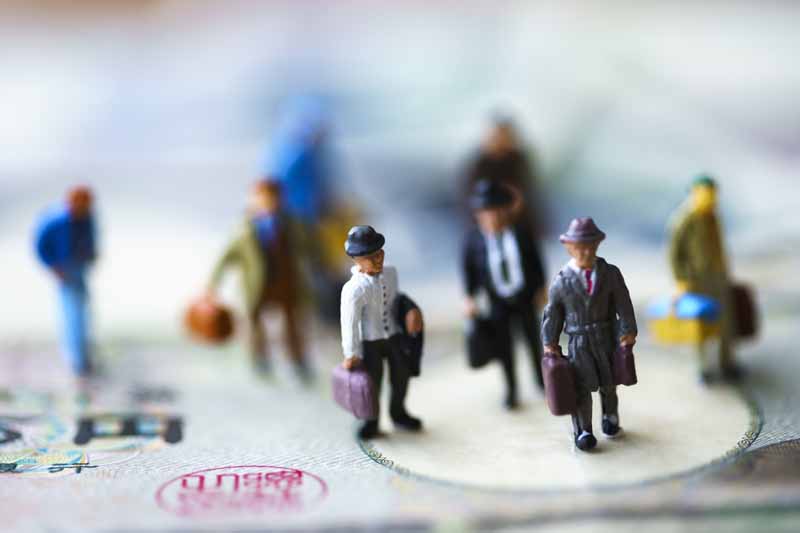 お金の上の人々