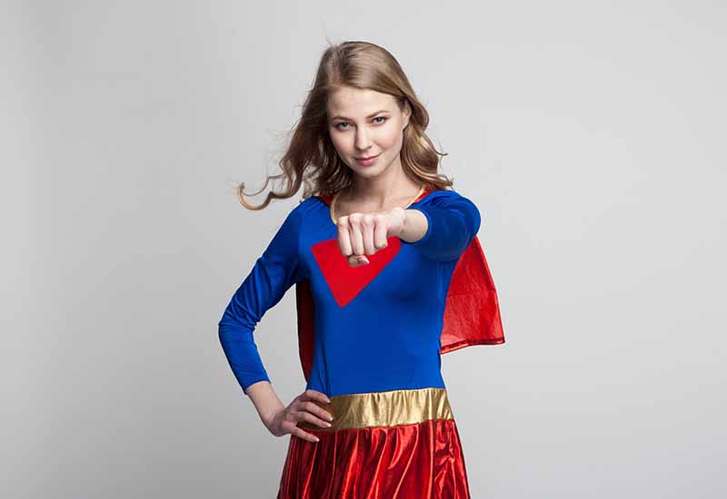 スーパーガール